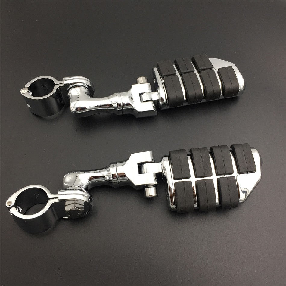 HTT Motorcycle Chrome Short Adjustable Dually Highway P-Clamps Large Footpeg Footrest For Harley Sportster 883 1200 Street Bob Softail CVO with 1-1/2 inch (1.5") Front Engine Guard