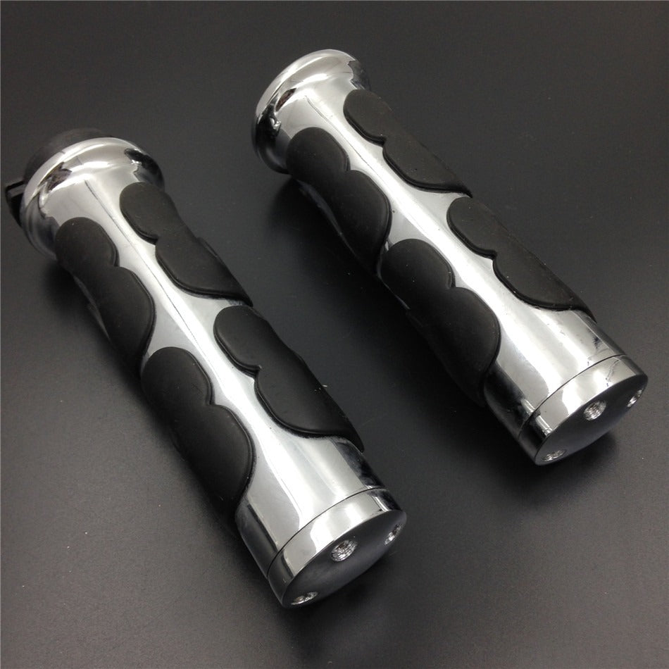 HTT Motorcycle Chrome Comfort Flame Rubber Hand Grips 1" 25mm Grips Fit Cruisers/Choppers/Harley Davidson Suzuki Boulevard Yamaha V Star Fat Boy Kawasaki Classic